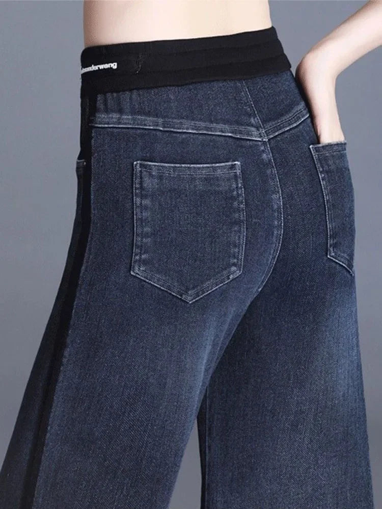 Loose Straight Jeans